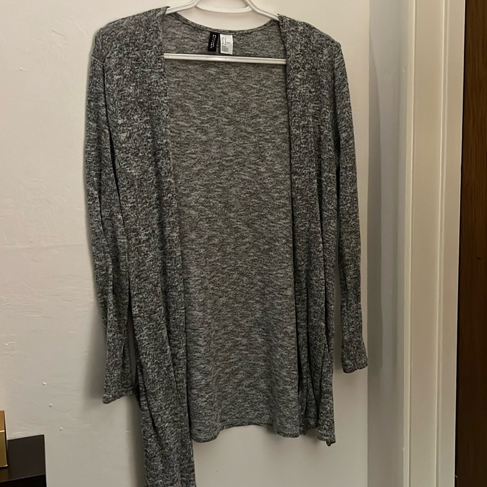 Divided Lightweight Black/White/Gray Threaded Cardigan
